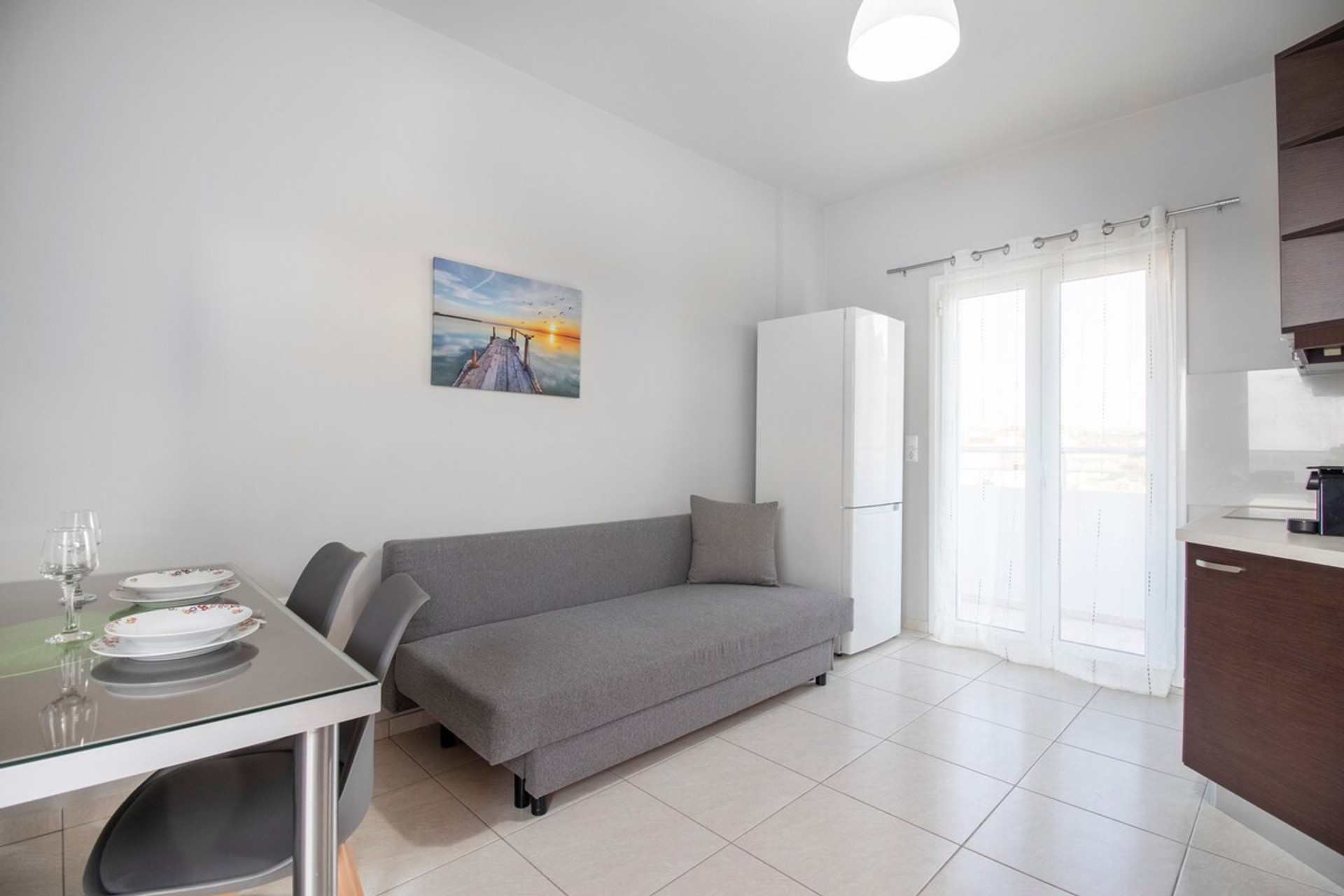 Living room image 2