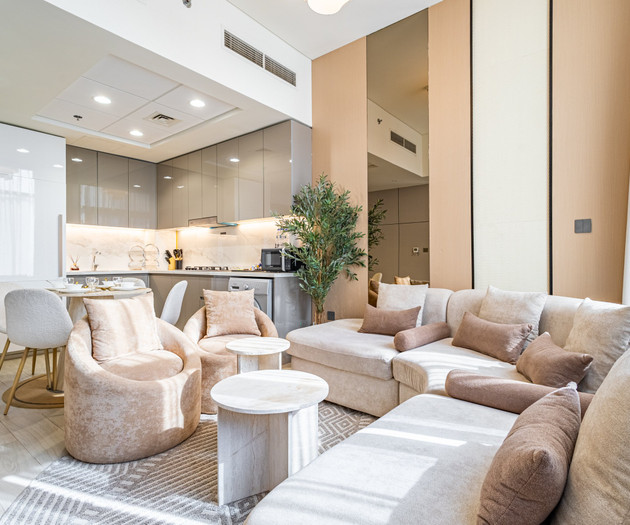 Modern 1BR in Azizi Riviera