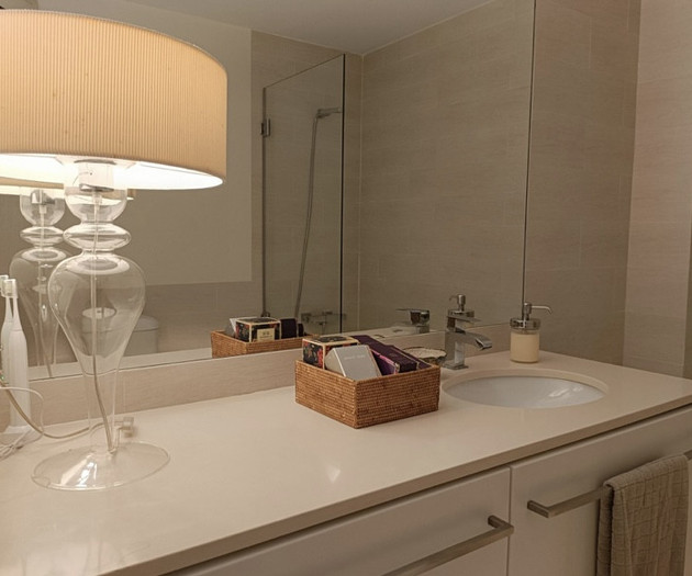 Apartment with Terrace Next to Turia Gardens