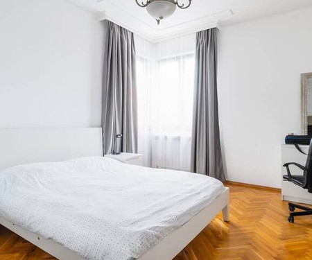 Premium Vitosha Str 2BD White & Blue Apt