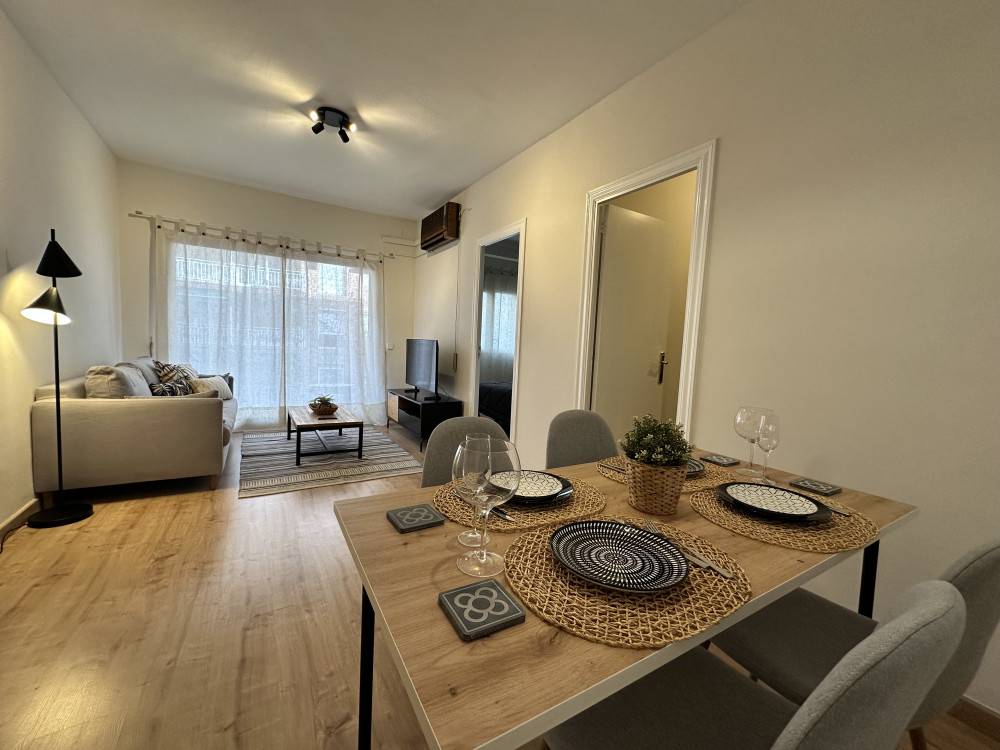 Spacious 4-Bedroom Apartment Near Sagrad preview