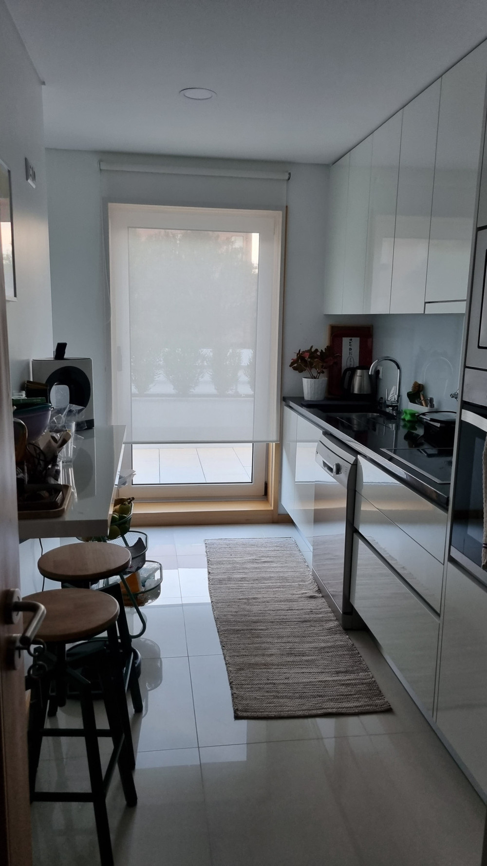 Modern apartment in Matosinhos / Porto