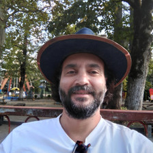Luis F.