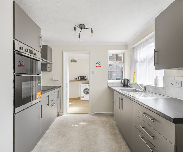 The Ipswich Snug Spacious 3BR Retreat FREE Parking