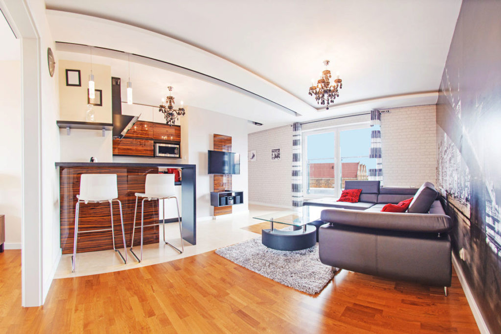 Livingroom with kitchen