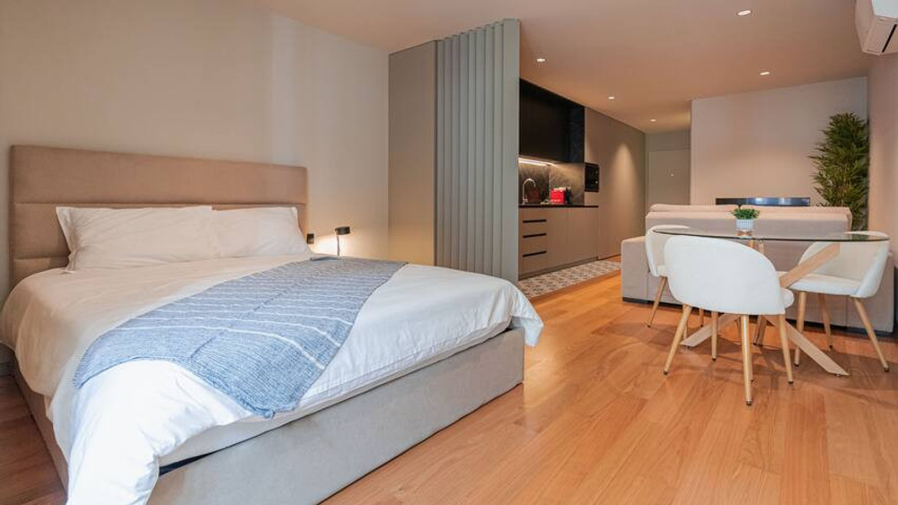 Paradise Canal House preview