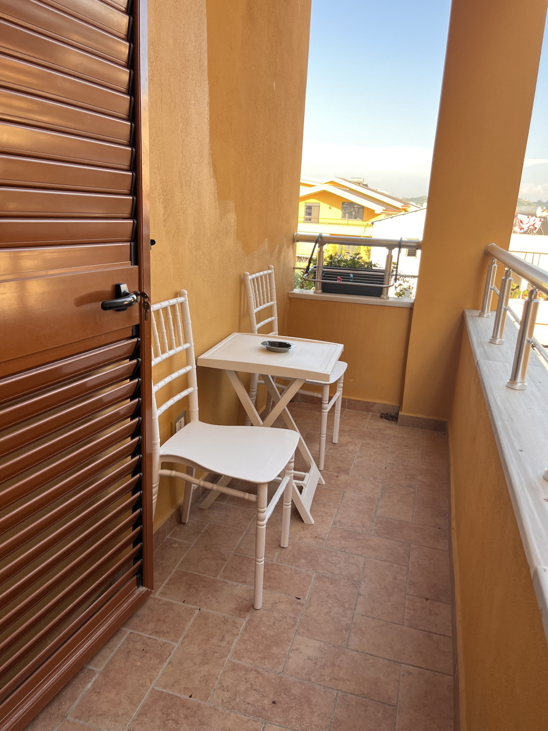 balcony