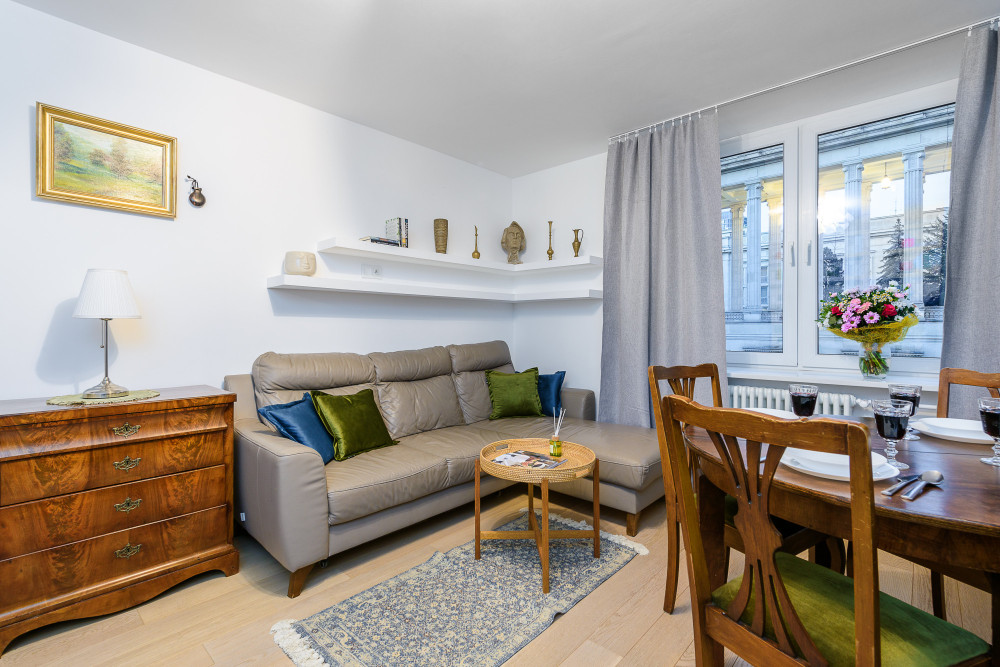 Lumina apartment in center Warsaw preview
