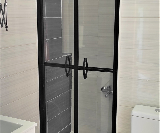 Guesthouse 5 suites 10 Guests 5 wc Avenue liberty