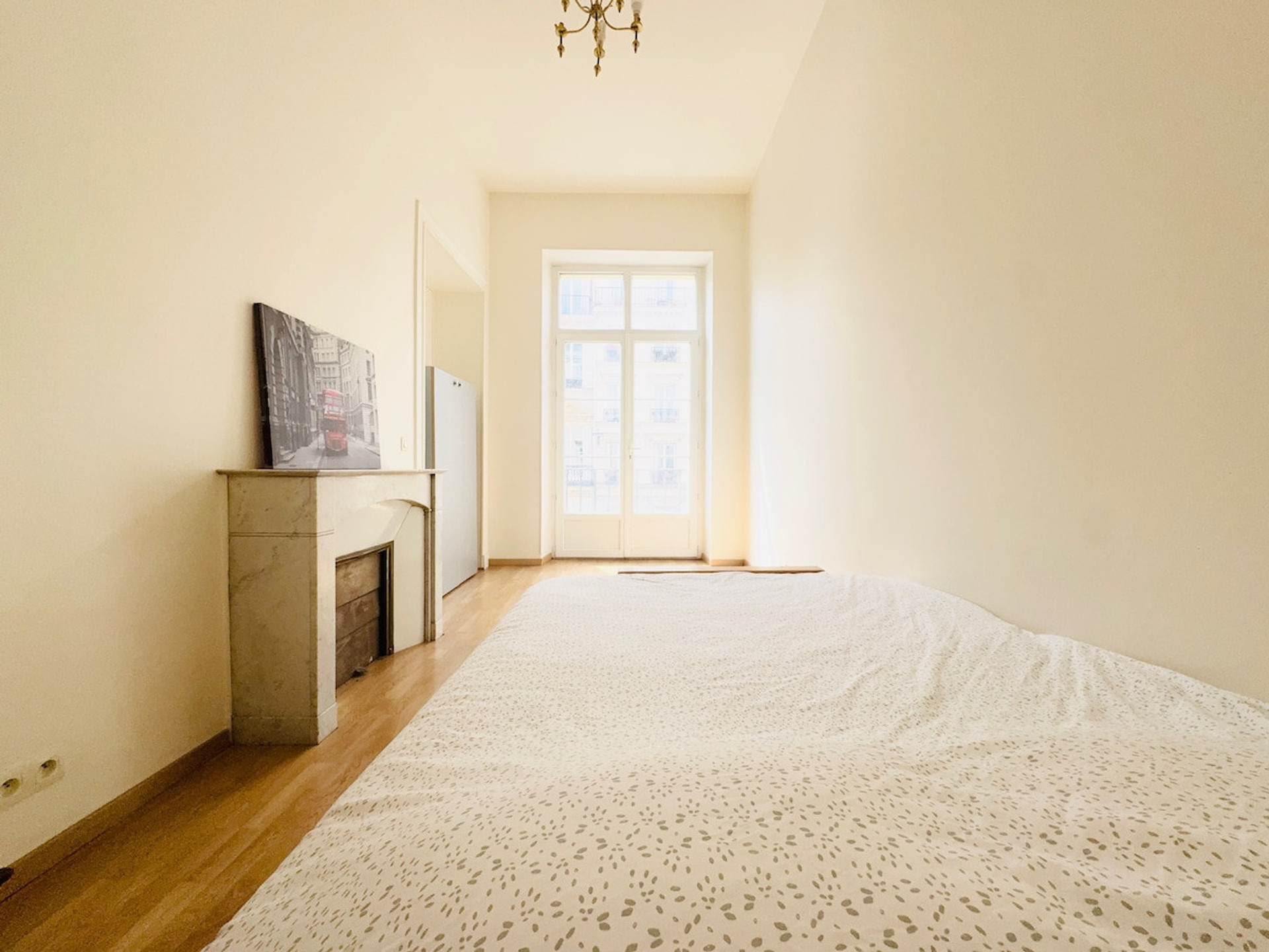 Bedroom image 1