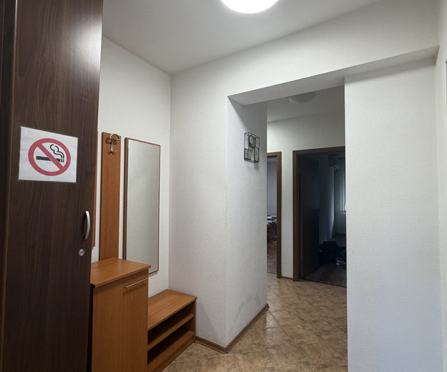 Entrance hallway with storage