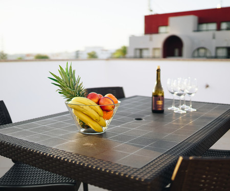 Bright Lovely Flat w/ Pool & Balcony