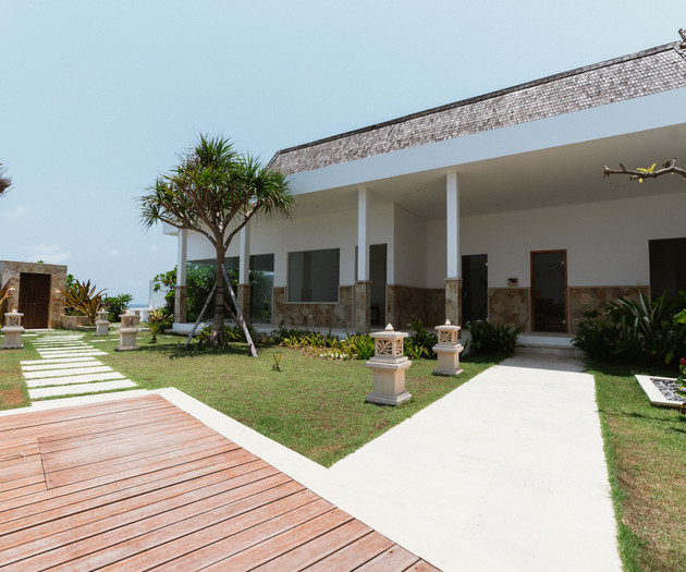 Luxury Ocean Front Private Pool  5 BDR Nalas Villa