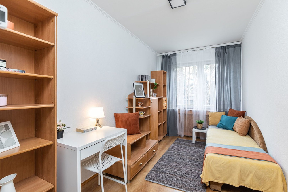 002 Pirenejska 20 ROOM SuperApart preview