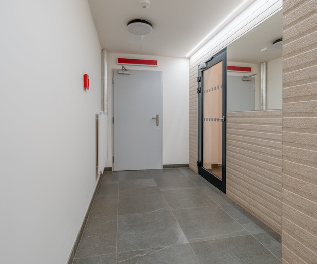 Vista Serenity Apartment with Parking Garage