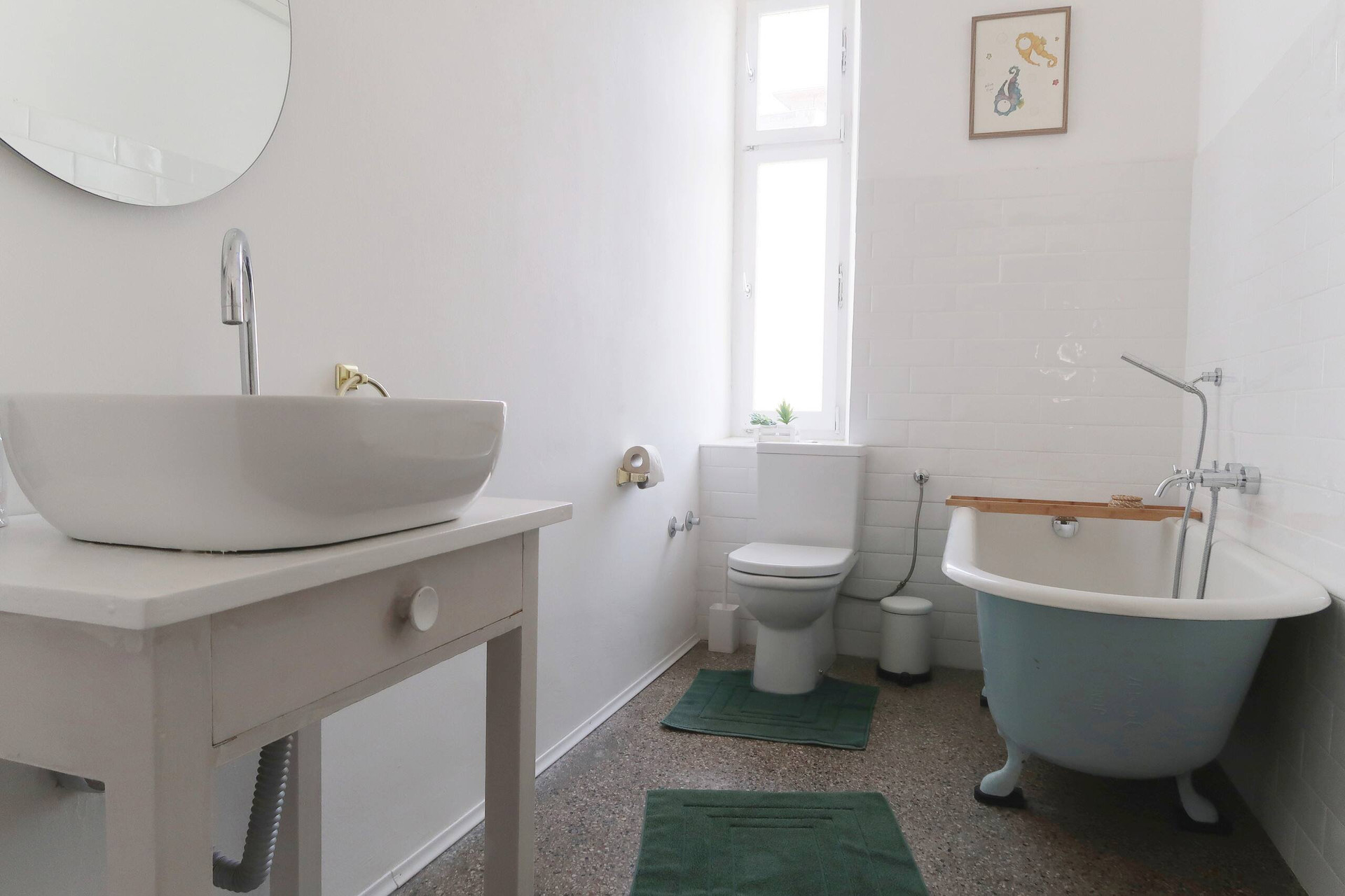 Bathroom with clawfoot tub
