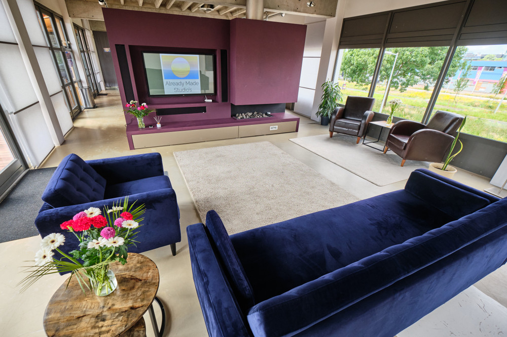 Exclusive loft with rooftop terrace incl cowork preview