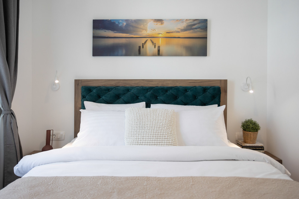 Design Park 2 BDR Apartment - StayFLOK preview
