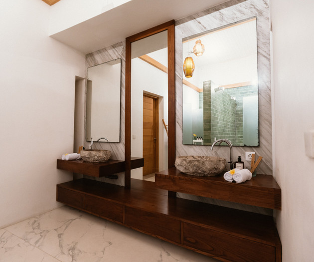Luxury Ocean Front Private Pool  5 BDR Nalas Villa