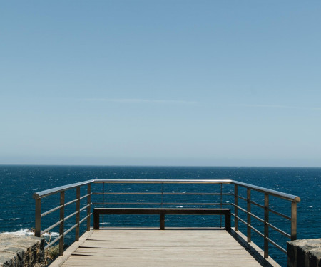 'El Mirador': sea views from the shore