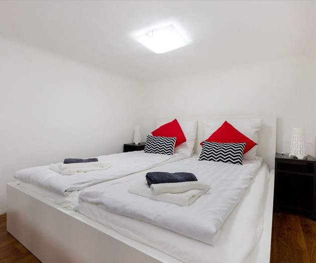 4-Bedroom Apartment with Monthly Cleaning included