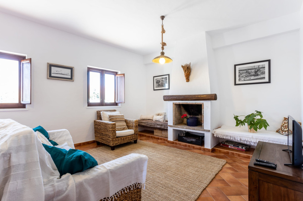 Sagres Chimneys House preview