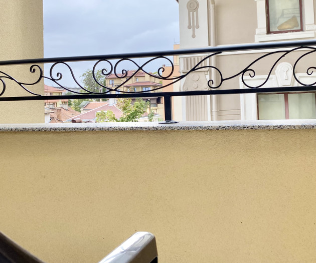 Spacious & Cozy 2 BDR Apartment with Fast Wi-fi