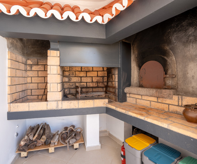 Villa w/ Private Heated Pool, Office, Gym- Madeira
