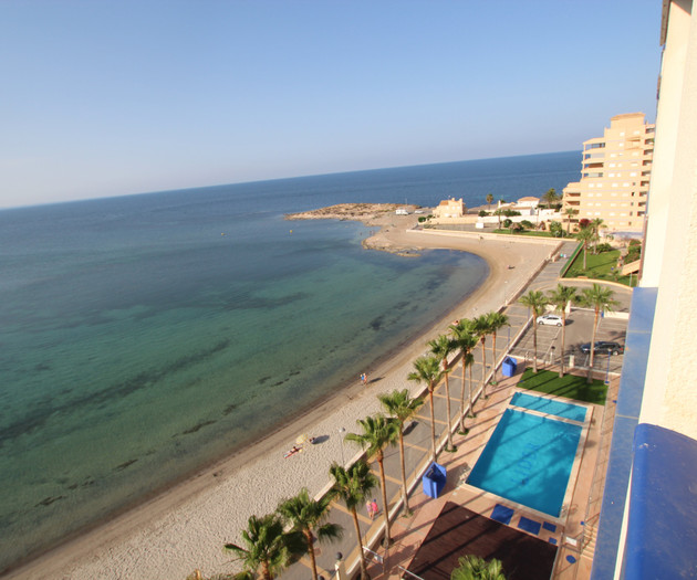 Balcony sea view with pool below