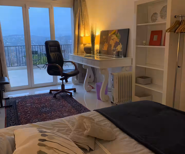 Villa with Pool and Panoramic views above Cannes