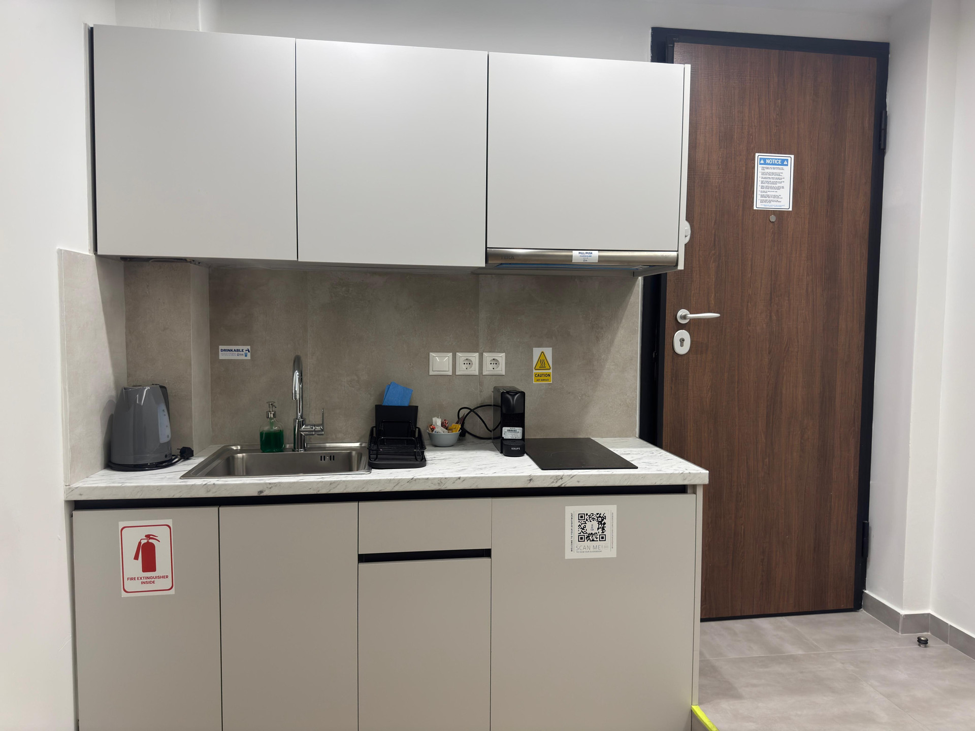 Your own private fully equipped kitchenette!