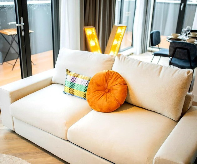 Charming City Penthouse Studio KS