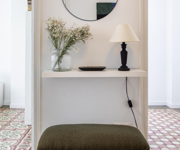 CHARMING AND BRIGHT, CITY OF ARTS · SEASONAL RENTA