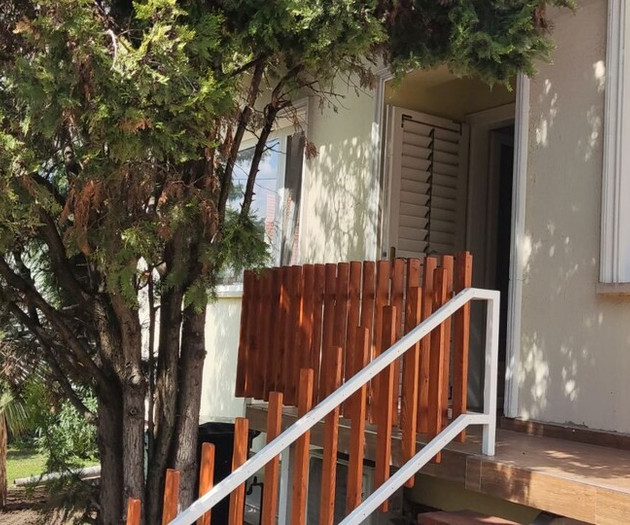 Mediterran Garden Lil Apartment 1