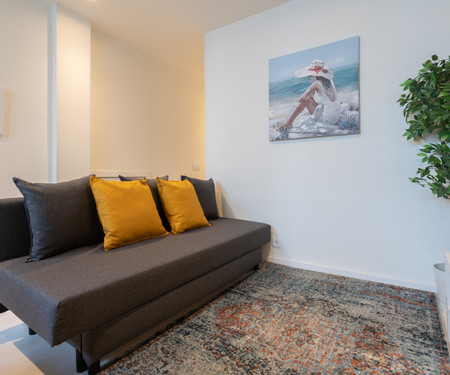 Cheerful Sunny Flat | Historical Center