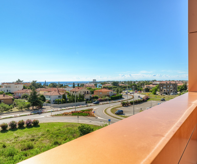 Penthouse Retreat in Umag • Ideal Remote Workers