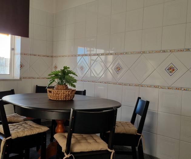 Spacious single bedroom next to Montijo BusStation