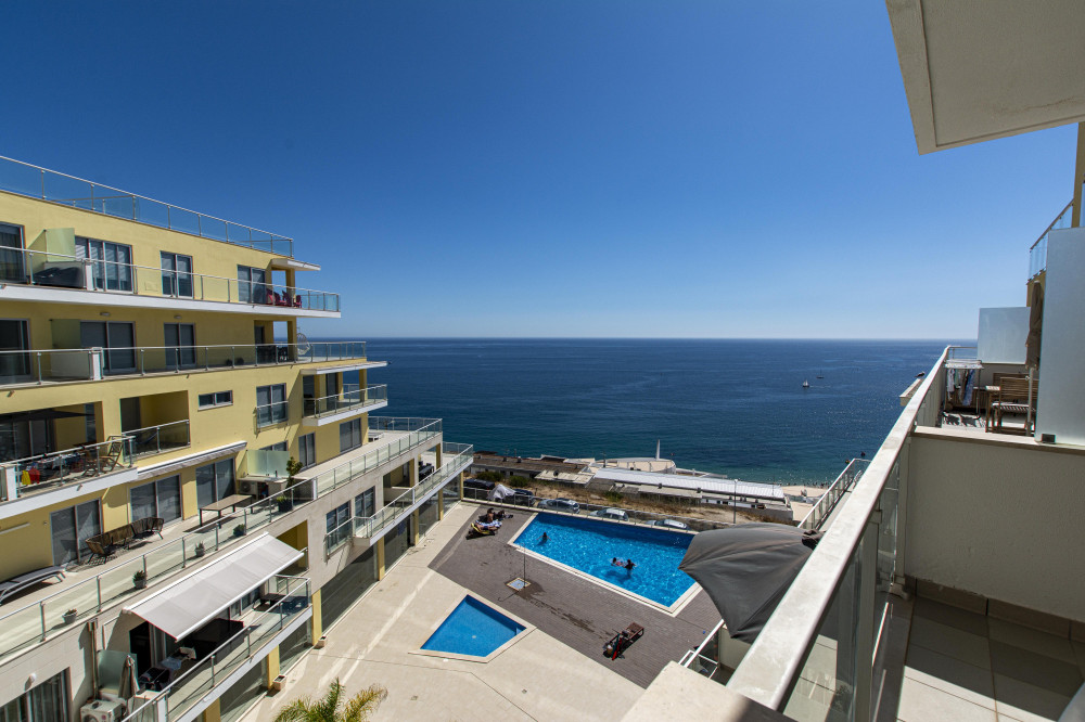 Iva's Panoramic Sesimbra preview