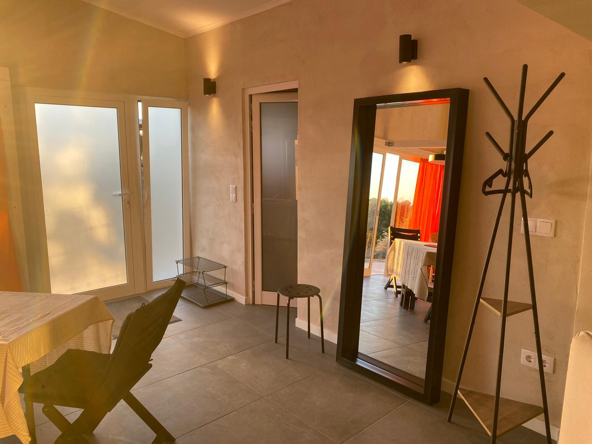 Entrance and door to bathroom