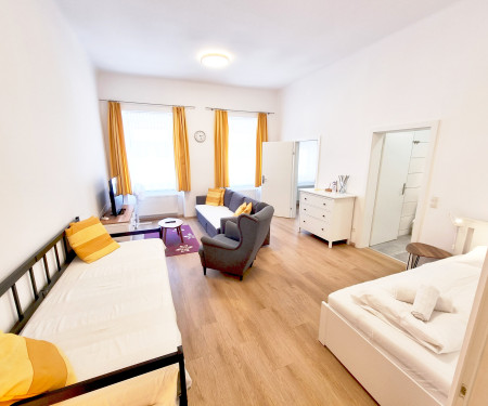 Design Two-Bedroom Apt. - GAL Apartments Vienna***