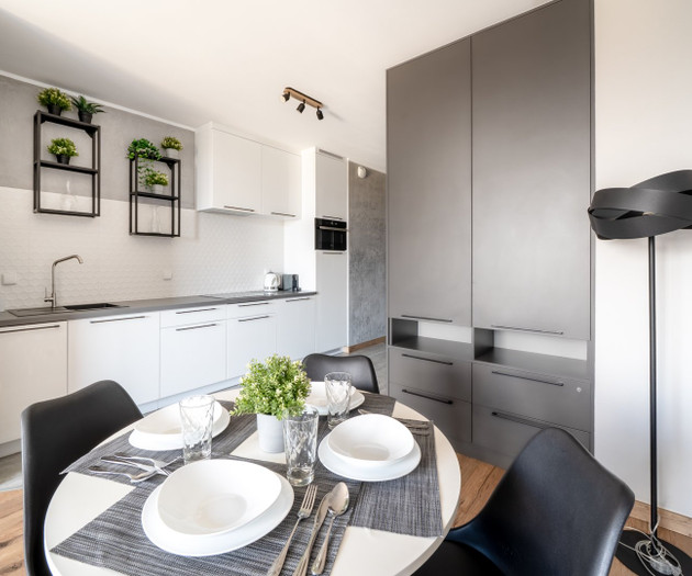 Studio apartment, Stępkarska 7/6.20