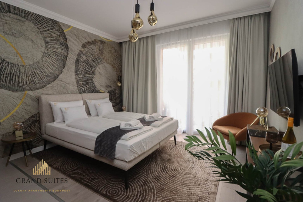 BOUTIQUE DESIGNER STUDIO IN CENTRAL BUDAPEST preview