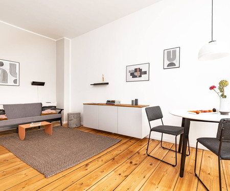 Modern apartment at Rosenthaler Platz