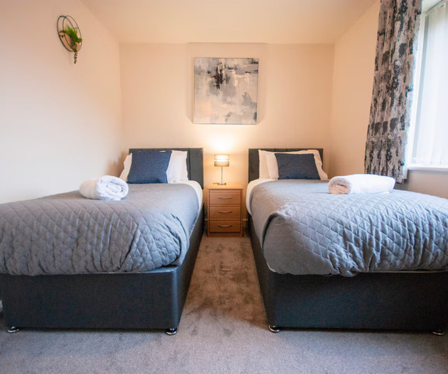Cozy 3 Bedroom Home | Pet Friendly | Free Street P