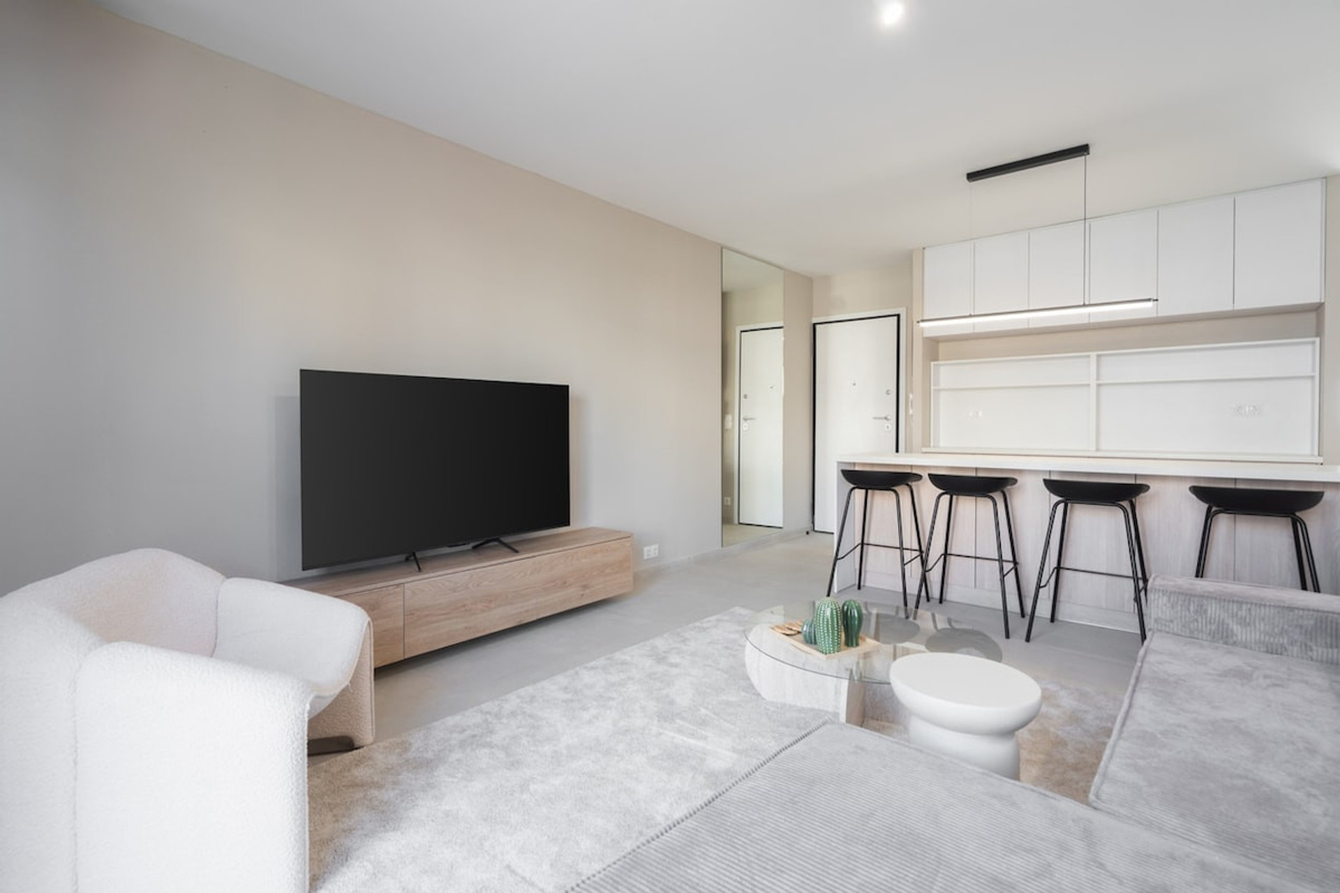 Living room image 4