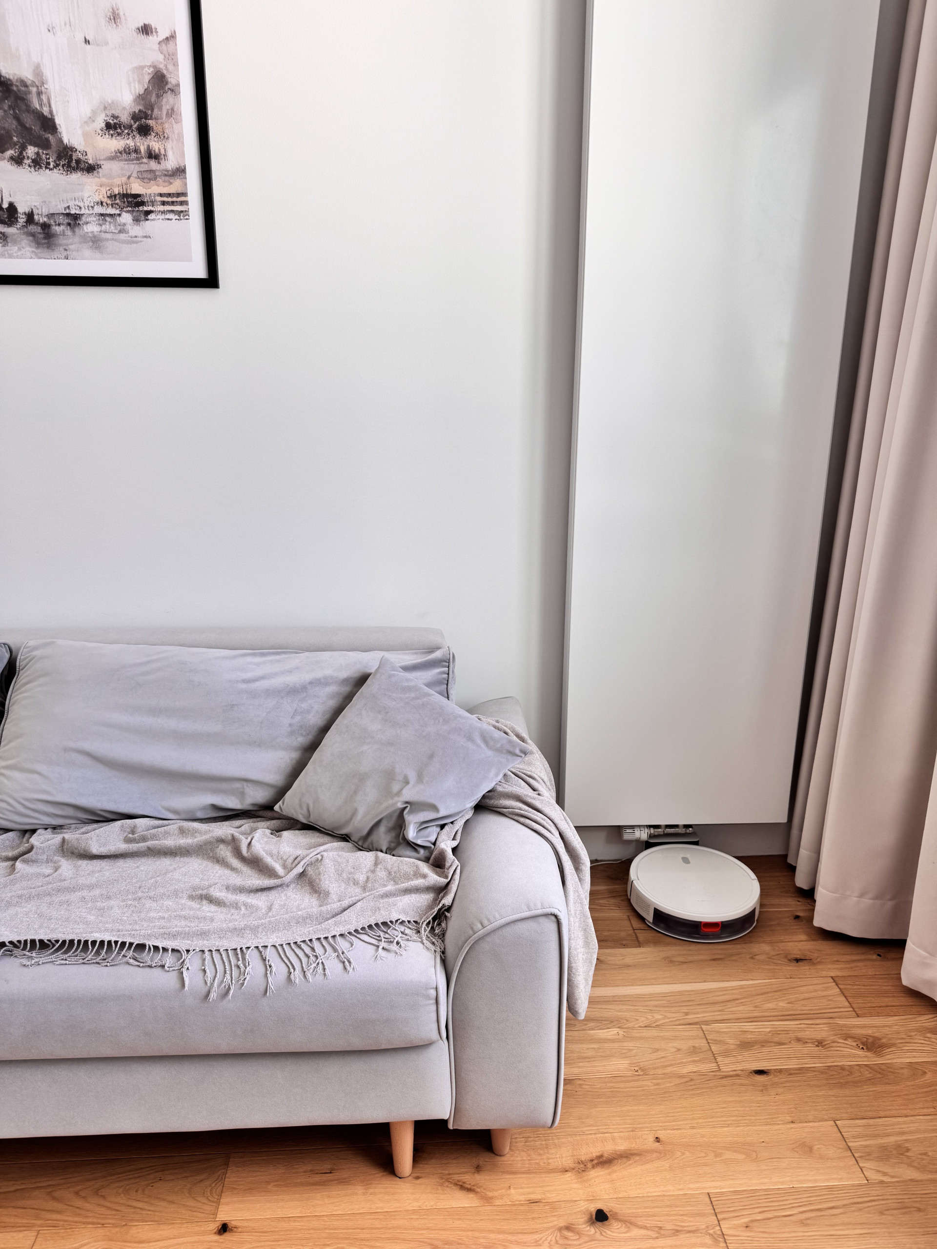 Sofa corner with radiator