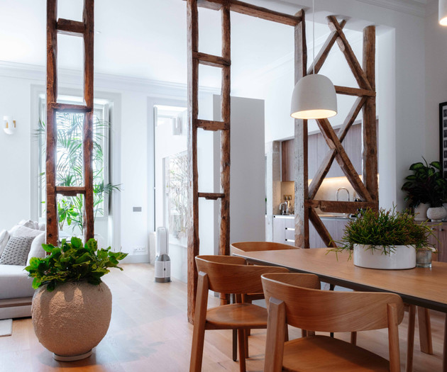 Your Lisbon Oasis: 3-Bed Apartment with Pool & Out