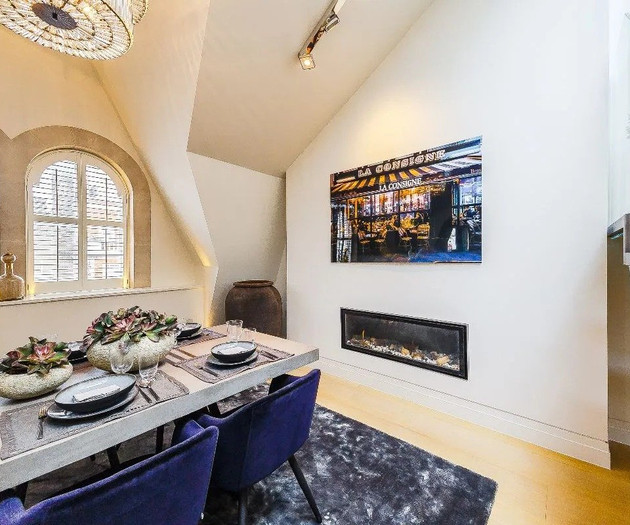 Penthouse with Premium Furnishing in Hamburg