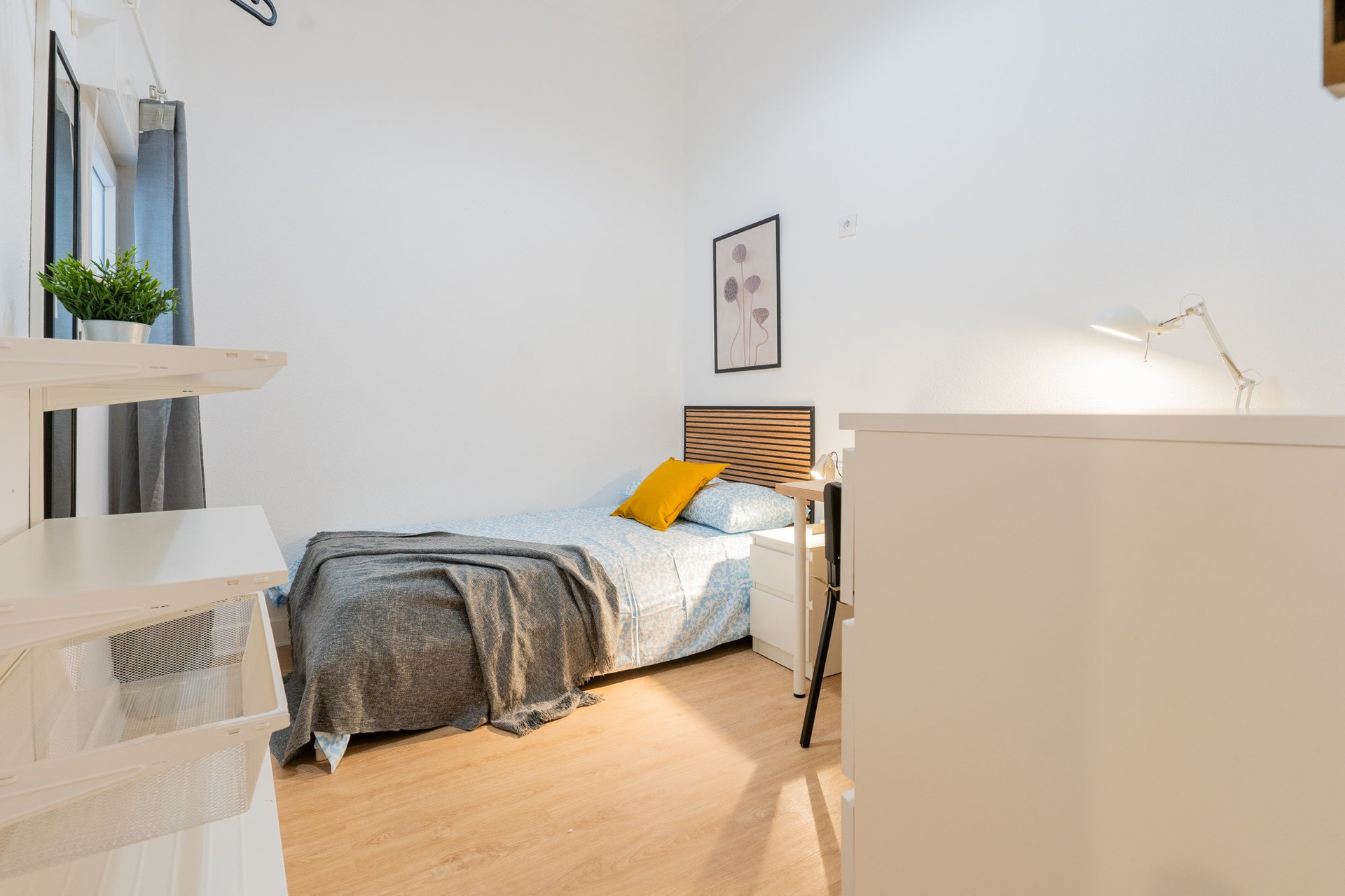 Bright bedroom full overview