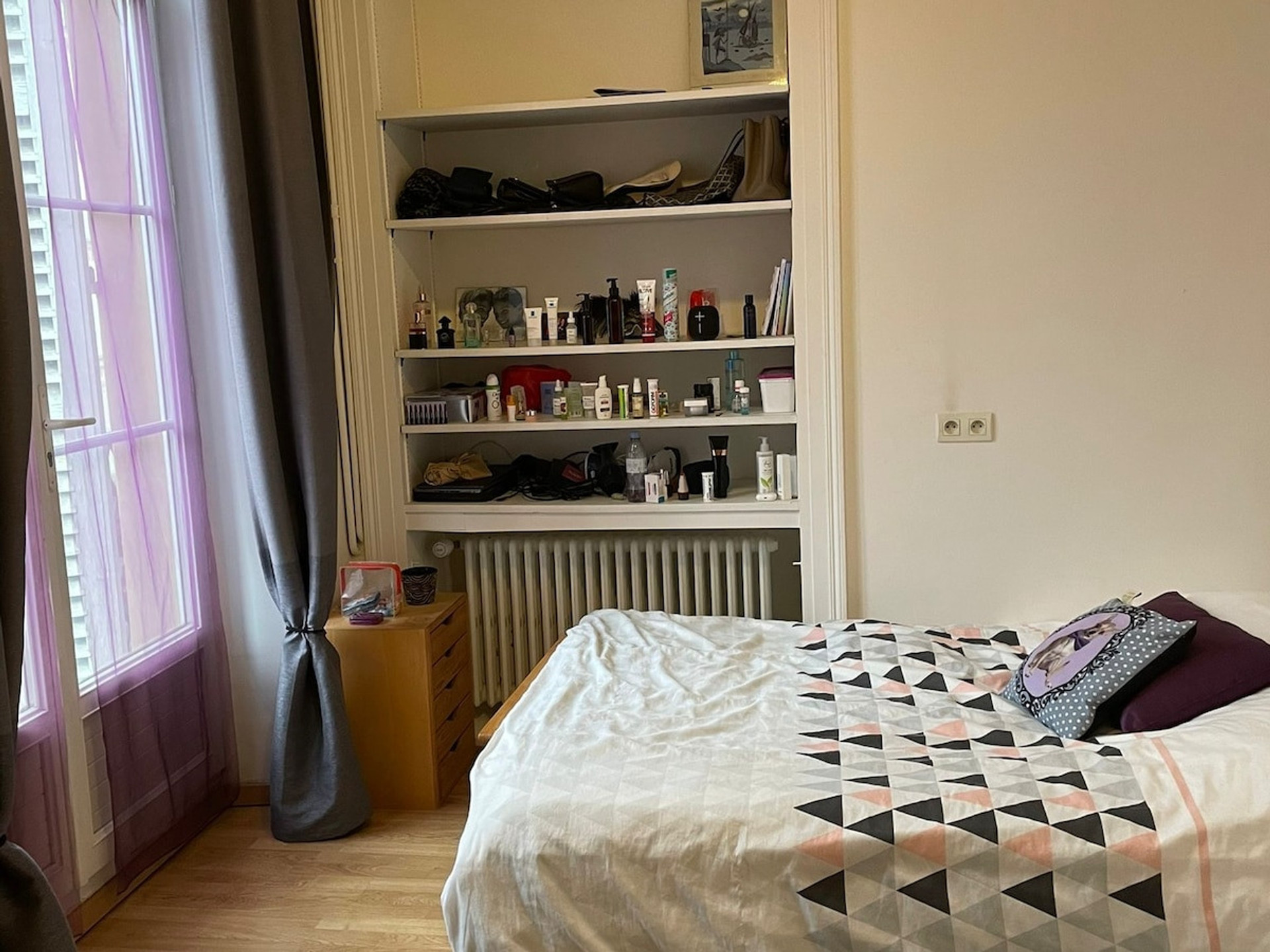Bedroom image 1